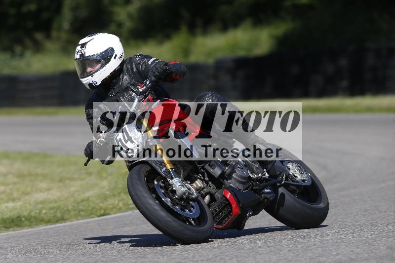 /16 16.05.2025 PROMAX ADR/Gruppe gruen/54